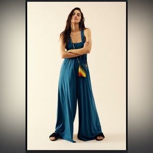 FP Beach Homecoming jumper. Size Medium. Teal. Unused, perfect condition